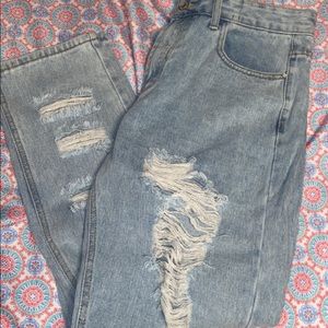 High waisted Mom jeans
